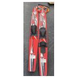 Set of Excel 67 Water Skis with Rope