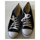 Faded Glory Size 10 Sneakers