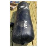 Everlast Heavy Bag