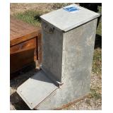 Galvanized Self Feeder