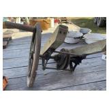 22" Wheel and Pulley
