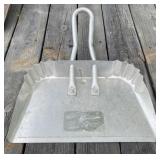 17" Steel Dust Pan