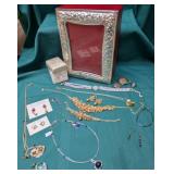 Lia Sophia, Jewelry, Photo Box