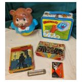 Heathcliff Lunch Box, Dominoes