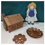 Log Cabin Recipe Box, Walnut Art