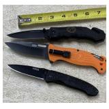 3 Folding Knives