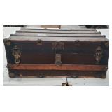 32" Flat Top Trunk
