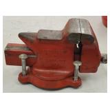 Ridge 3 1/2" Bench Vise