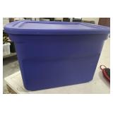 73 QT Storage Tote w/ Lid
