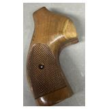 Unknown Set Custom Checkered Walnut Rev. Grips
