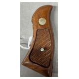 Smith & Wesson K/L Frame Checkered Walnut Grips