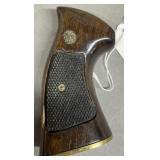 Smith & Wesson K Frame Checkered Walnut Grips