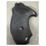 Pachmayr Colt D-Frame Rubber Revolver Grips