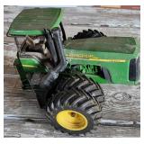 ERTL 1/16 John Deere 9420 4WD Front End, Duals