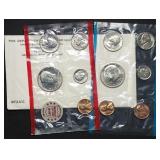 1972 US Double Mint Set in Envelope