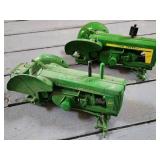 Pair of ERTL 1/16 John Deere Tractor Bodies 80 820