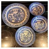 4pc English Blue Willow 10.5" Plate, etc.