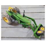 ERTL 1/16 John Deere 4020 Diesel Tractor w/ Loader