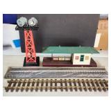 Lionel 256 Train Station, K-Line Tower, Display