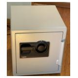 16" x 17" Sentry Safe