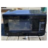 GE Microwave Oven
