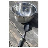 6 Qt Mixing Bowl and Spoon