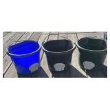3 - 8 Qt Flat Back Buckets
