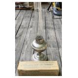 Oil Lamp with Aladdin Chimney Oil Lamp with Aladdin Chimney