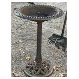Metal Birdbath Metal Birdbath