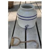 Water Crock and Hay Hook Water Crock and Hay Hook