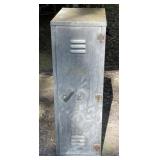 Metal Storage Cabinet/Locker Metal Storage Cabinet/Locker