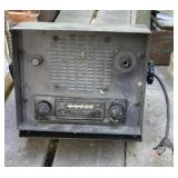 Fender Mount 12V Radio Fender Mount 12V Radio