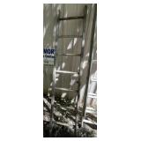 Wood Straight Ladder Wood Straight Ladder