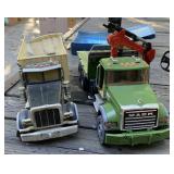 2 - Plastic Trucks 2 - Plastic Trucks