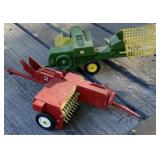 John Deere & International Square Balers John Deere & International Square Balers