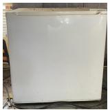 Haier Mini Fridge Haier Mini Fridge