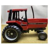 International 5088 Tractor