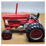 International 1066 Custom Micro Puller