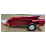 International Manure Spreader