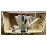 ERTL FS Grinder Mixer