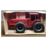 International 6388 2+2 Tractor