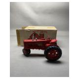 Farmall 300 Toy Farmer