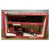 International Deluxe Farm Set