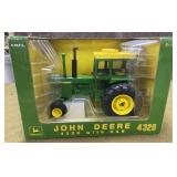 Ertl John Deere 4320 Diesel w/ Cab