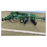 Ertl Custom John Deere 2700 Mulch Ripper