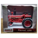 Case IH 1256 Tractor