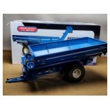 Kinze 1/16 Scale Grain Cart