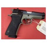 Smith & Wesson 915 9mm Pistol