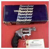 Smith & Wesson 940 9mm Revolver