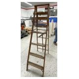 Wood Step Ladder